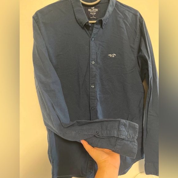Bundle of 2 Men’s Hollister Button-Down Shirts (Size L)Excellent Condition - Picture 11 of 13